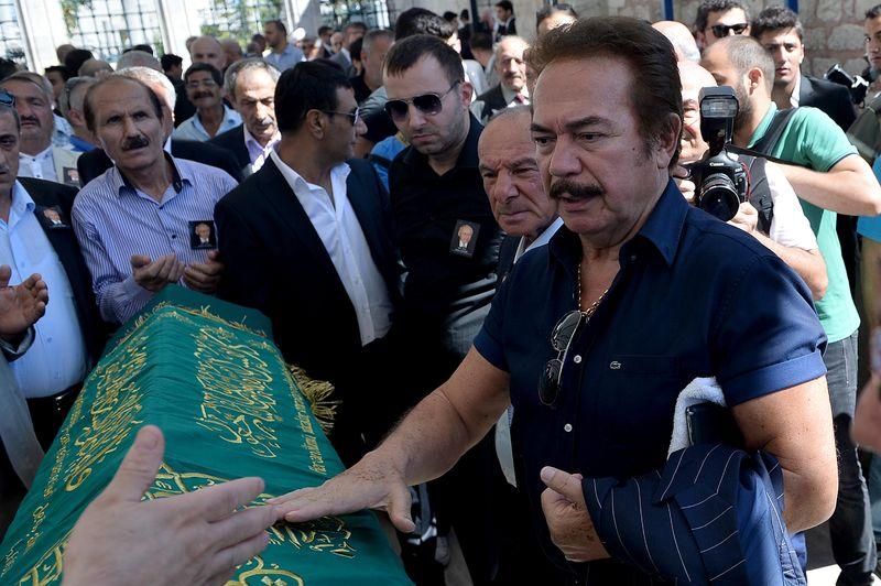 İş adamı İbrahim Cevahir toprağa verildi