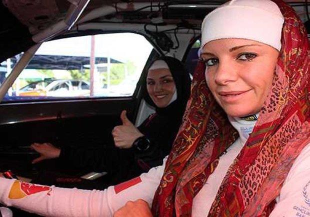 Burcu Çetinkaya ile Fatih Mehmet Bucak evlendi