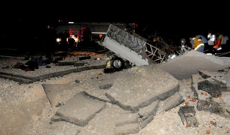 Hakkari ve Batman'da bombalı saldırı: 3 şehit
