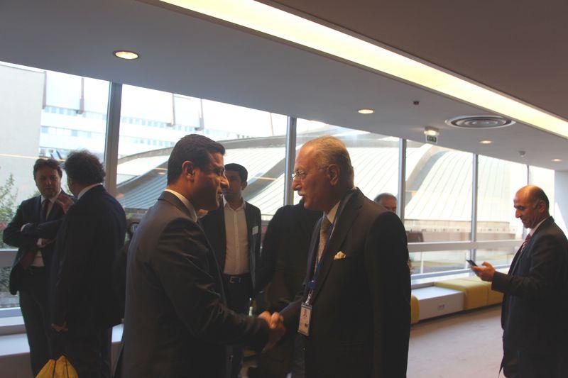 Demirtaş ile Ekmeleddin İhsanoğlu birlikte görüntülendi