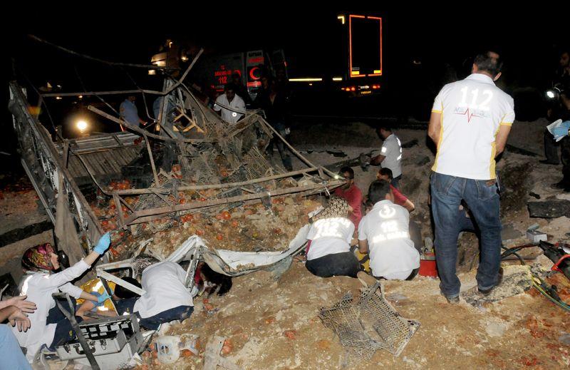 Hakkari ve Batman'da bombalı saldırı: 3 şehit