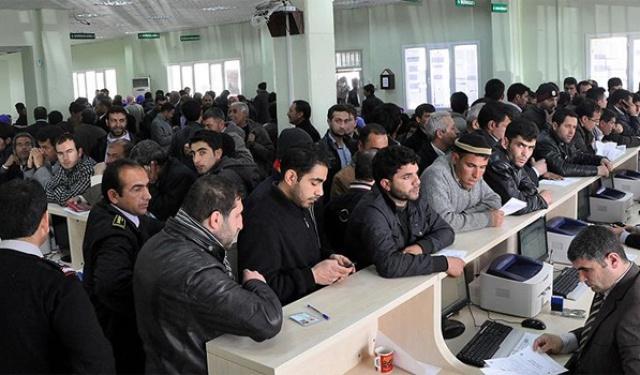 Gelir testi için uzun kuyruklar oluştu