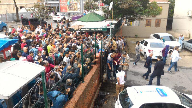 Gelir testi için uzun kuyruklar oluştu