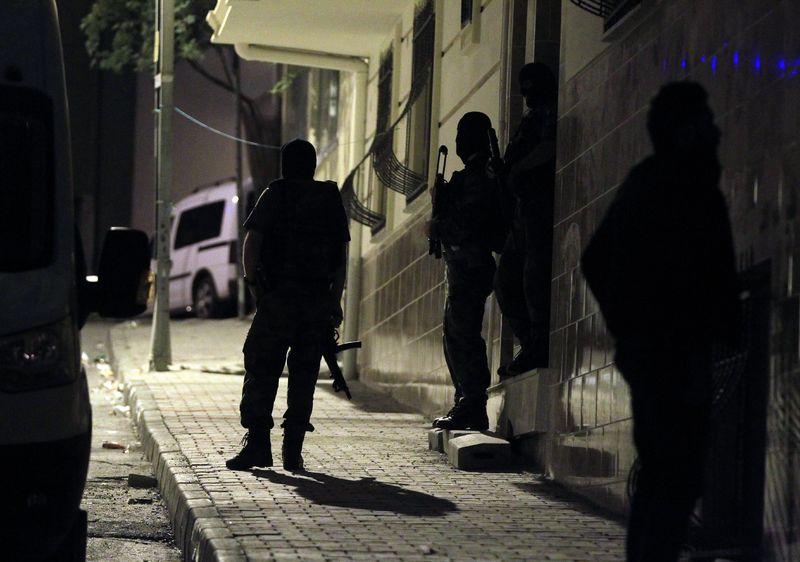 İstanbul'da terör örgütüne şafak operasyonu düzenlendi