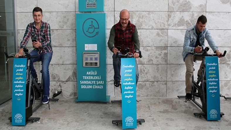 Bursa'da bisikletli şarj aleti