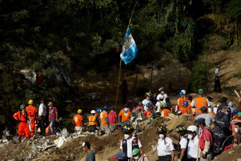 Guatemala'da heyelan faciası: 73 ölü, 350 kayıp