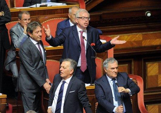 İtalya Senatosu'nu karıştıran hareket