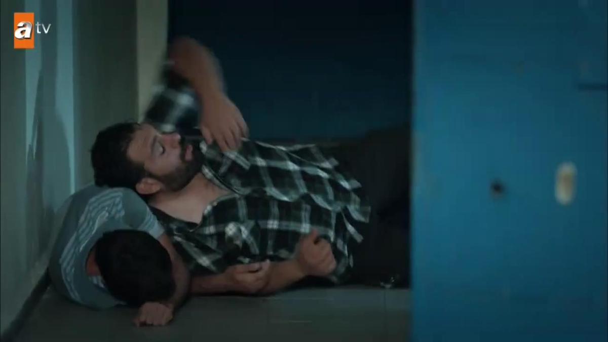 Eşkıya Dünyaya Hükümdar Olmaz'da aksiyon sahneleri