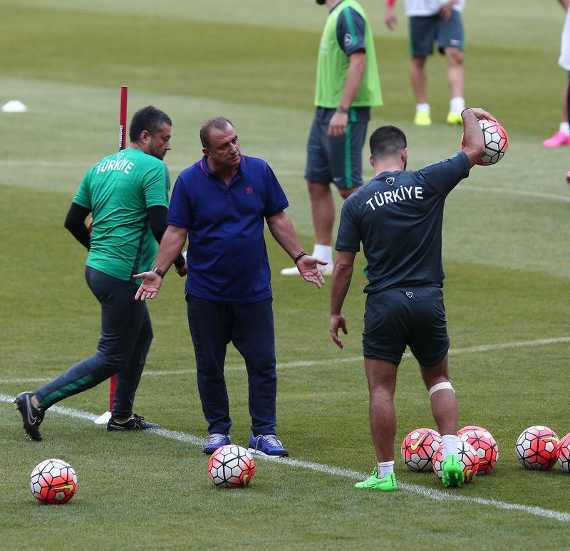 Arda Turan'dan duygusal mesaj