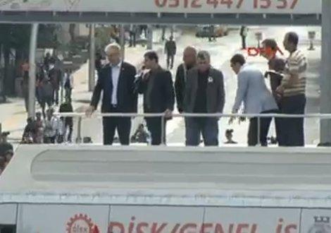 Selahattin Demirtaş Sıhhiye Meydanı'nda konuştu