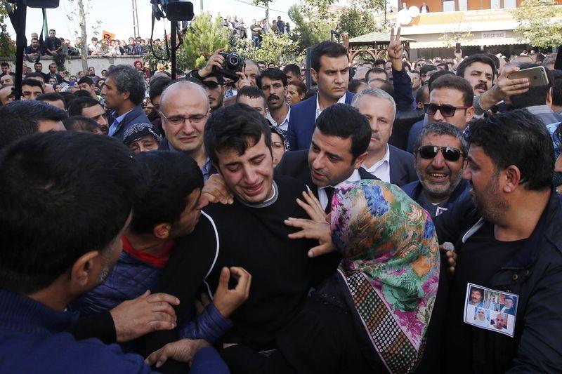 Cenazede HDP ve PKK'ya tepki
