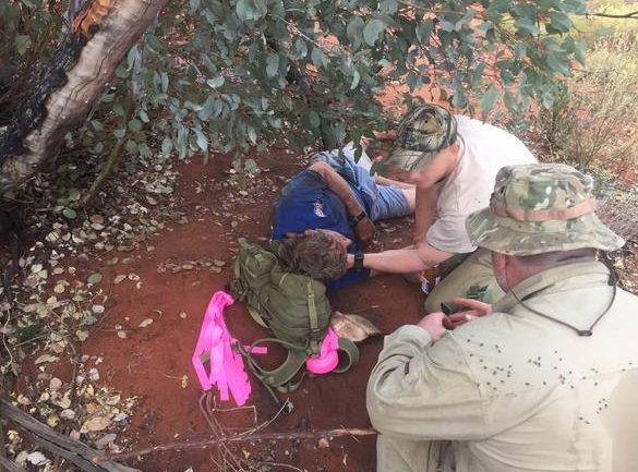 Çölde kaybolunca karınca yiyerek hayatta kaldı