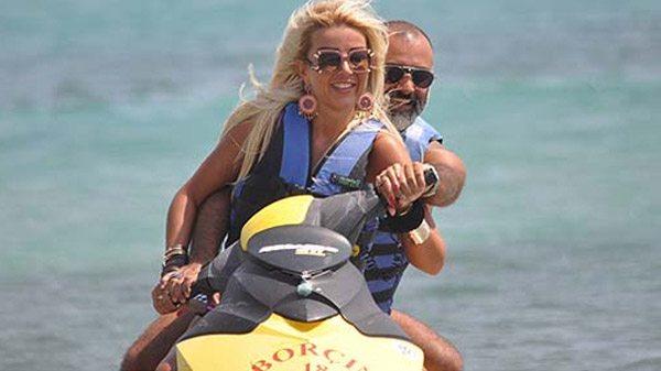 Nazlı Hamarat ölen eşini çabuk unuttu