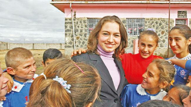 Doğuya giden öğretmenler Kürtçe öğrenecek