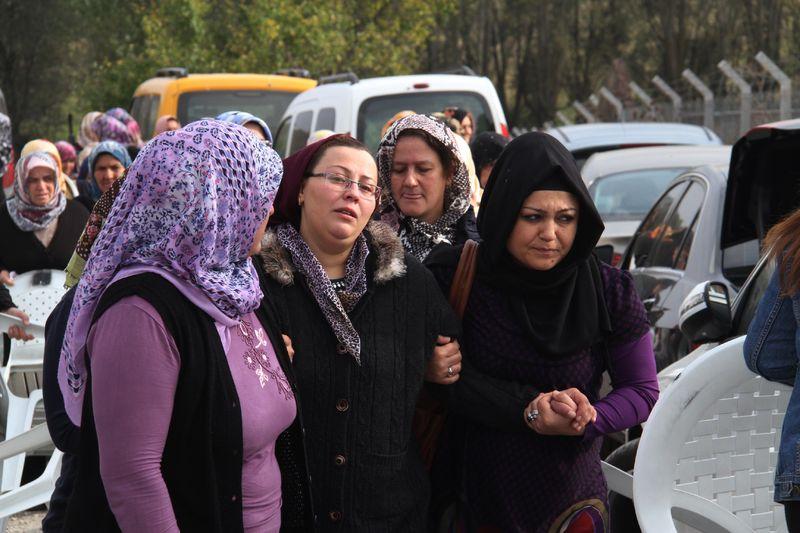 Ankaralı Turgut'un üzüntüsü objektiflere böyle yansıdı