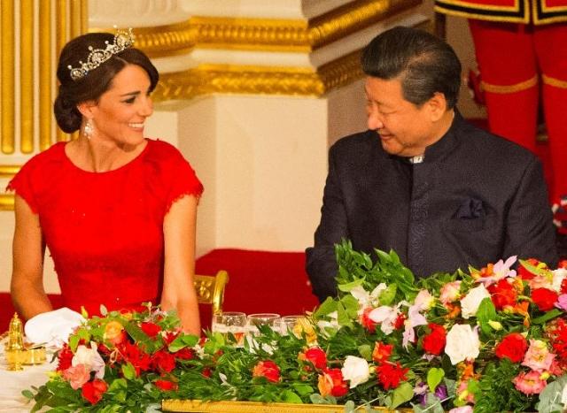 Kate Middleton kraliyet yemeğinde