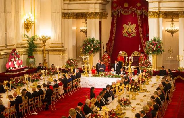 Kate Middleton kraliyet yemeğinde