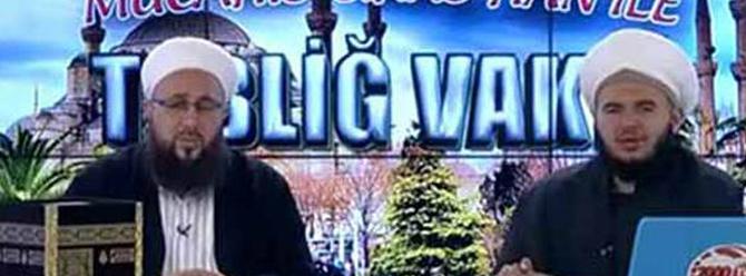 Canlı yayında hocaları şaşırtan lezbiyen sorusu İZLE