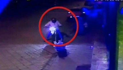 Sapanca'da kundakçılar kendisini yakıyordu İZLE