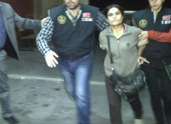 PKK'lı terörist HDP'nin seçim aracında yakalandı