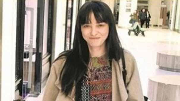 Makyajsız Özge Gürel'i görenler tanıyamadı