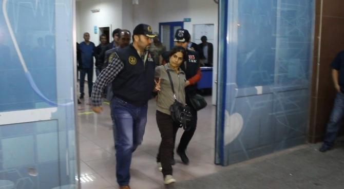 PKK'lı terörist HDP'nin seçim aracında yakalandı