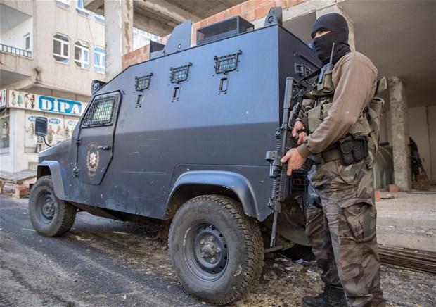 Diyarbakır Silvan'daki operasyondan görüntüler