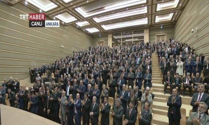 Erdoğan'ın ayakta alkışlanan konuşması