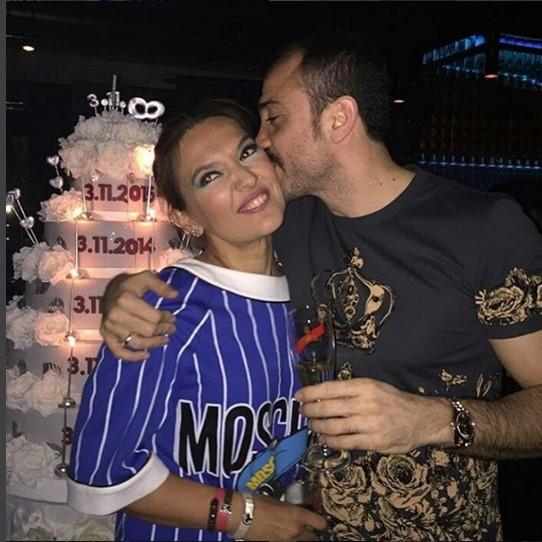 Demet Akalın'dan Okan'a: İyi ki Hira için baskı yapmışsın