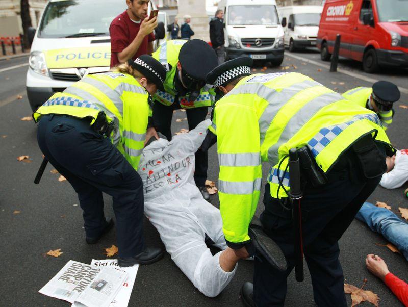 Sisi'ye Londra'da protesto