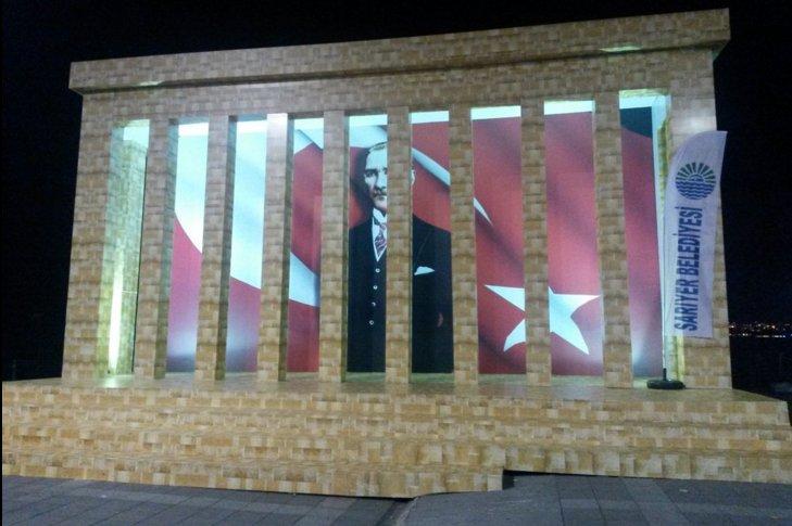 CHP'li belediye maket Anıtkabir kurdu