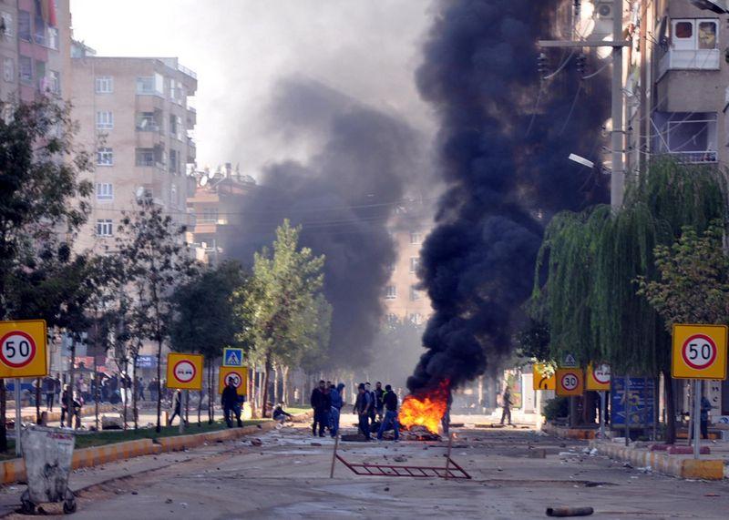 Paris'te hayat 1 dakika durdu