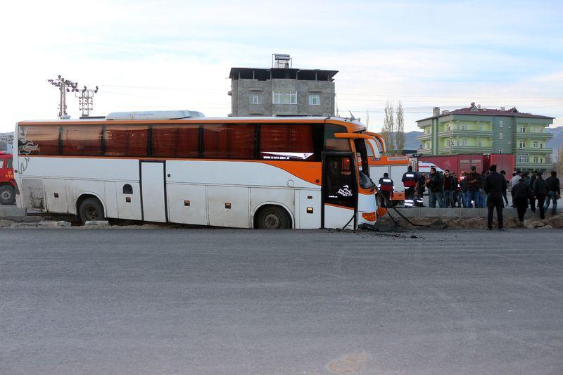 Ağrı'da trafik kazası: 7 ölü, 1 yaralı
