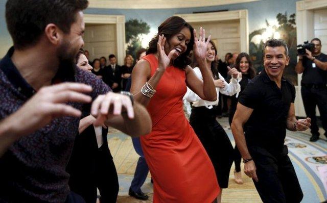 Michelle Obama Conga dansı yaptı