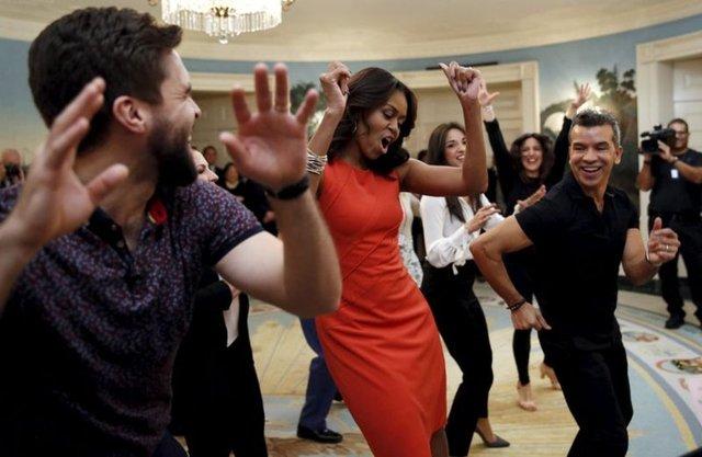 Michelle Obama Conga dansı yaptı