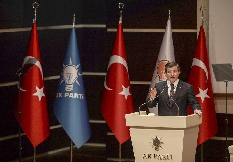 Davutoğlu'ndan muhalefete Fransa örneği