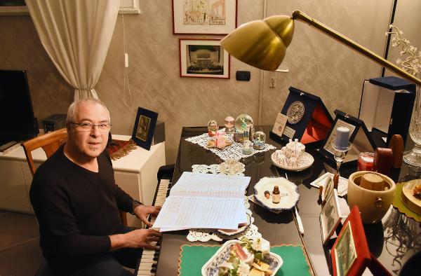 İngiliz Kraliyet Filarmoni Orkestrası Sezen