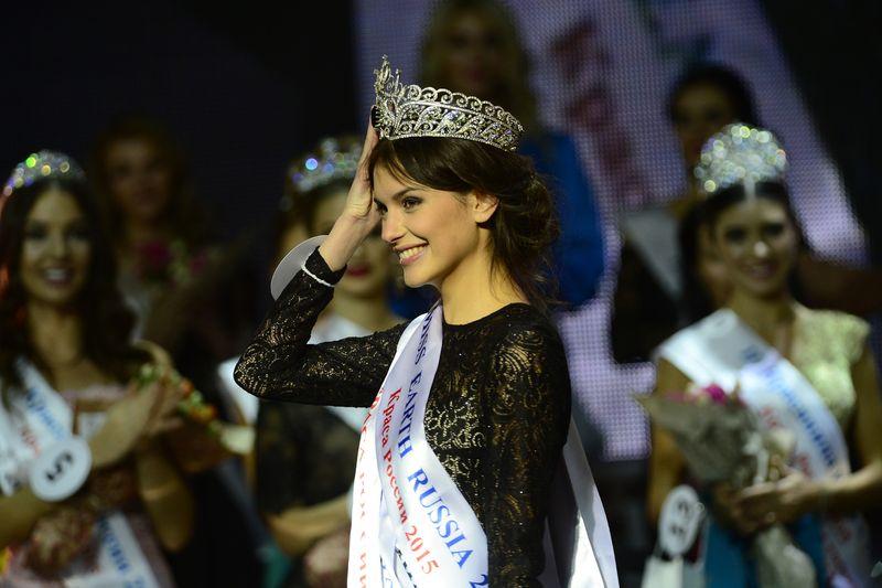 Cherepanova Rusya güzeli seçildi