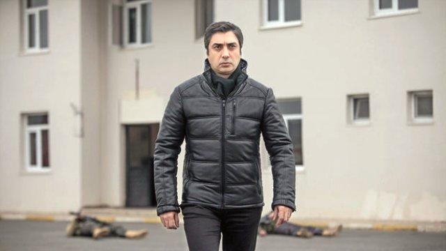 Polat Alemdar'ın giydiği mont moda oldu