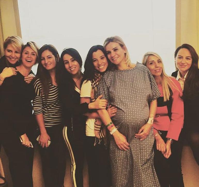 Esra Erol ikinci kez anne oldu