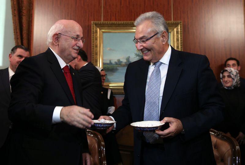 Baykal görevini Kahraman'a devretti