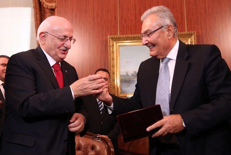 Baykal görevini Kahraman'a devretti