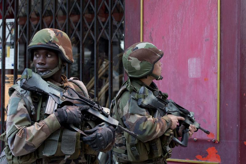 Fransa'da yeni trend askeri araç fotoğrafları oldu