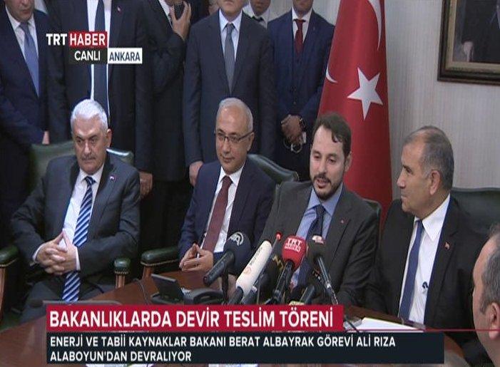 Enerji Bakanı Berat Albayrak görevi devraldı