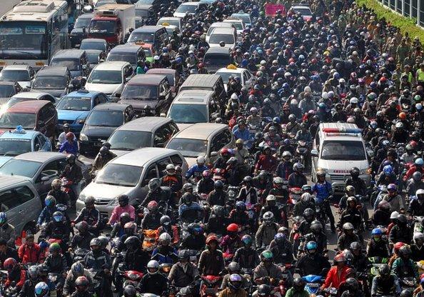 Trafiği İstanbul'u aratmayan 26 şehir