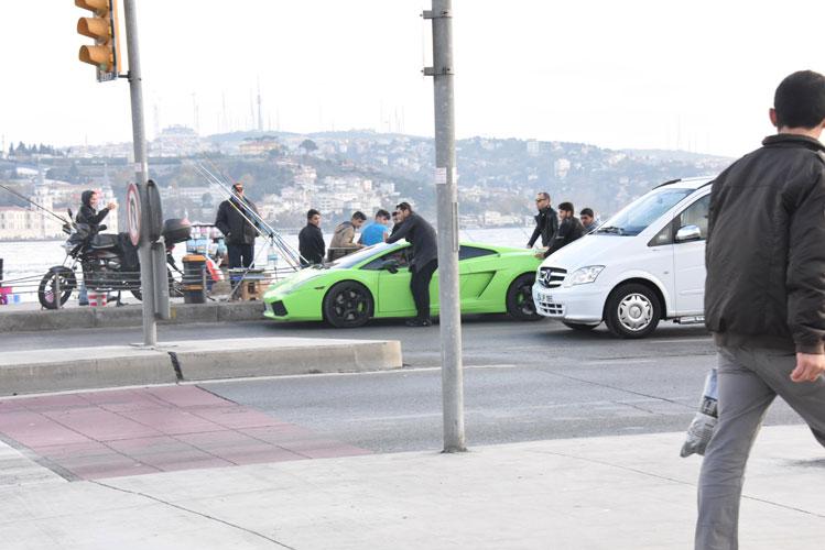 Bebek'te yolda kalan Lamborghini