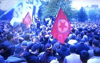 Tahir Elçi'nin cenazesinde PKK flaması taşıdılar