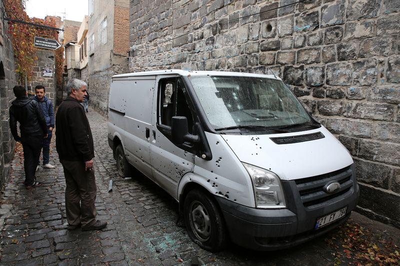 PKK'lılar inceleme yapan savcıya ateş açtı