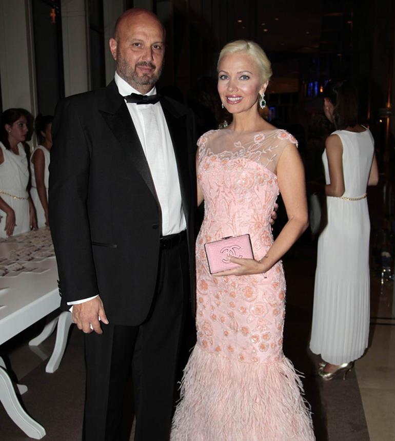 Siren Ertan Bebek'te Boğaz manzaralı ev kiraladı