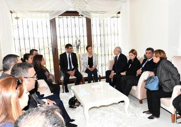 CHP'liler Tahir Elçi'nin evini ziyaret etti